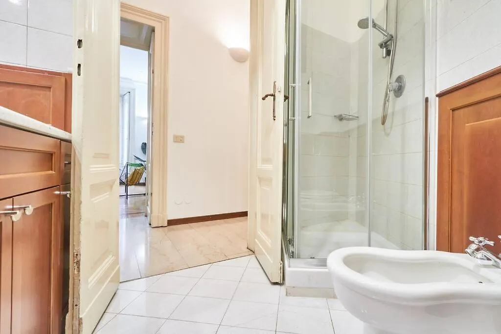 Easylife - Sophisticated Apartment In Cadorna Area Milan 0*,  Italy